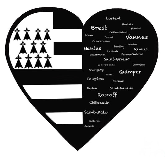 Autocollant  « COEUR BRETAGNE » 12cm x 12cm